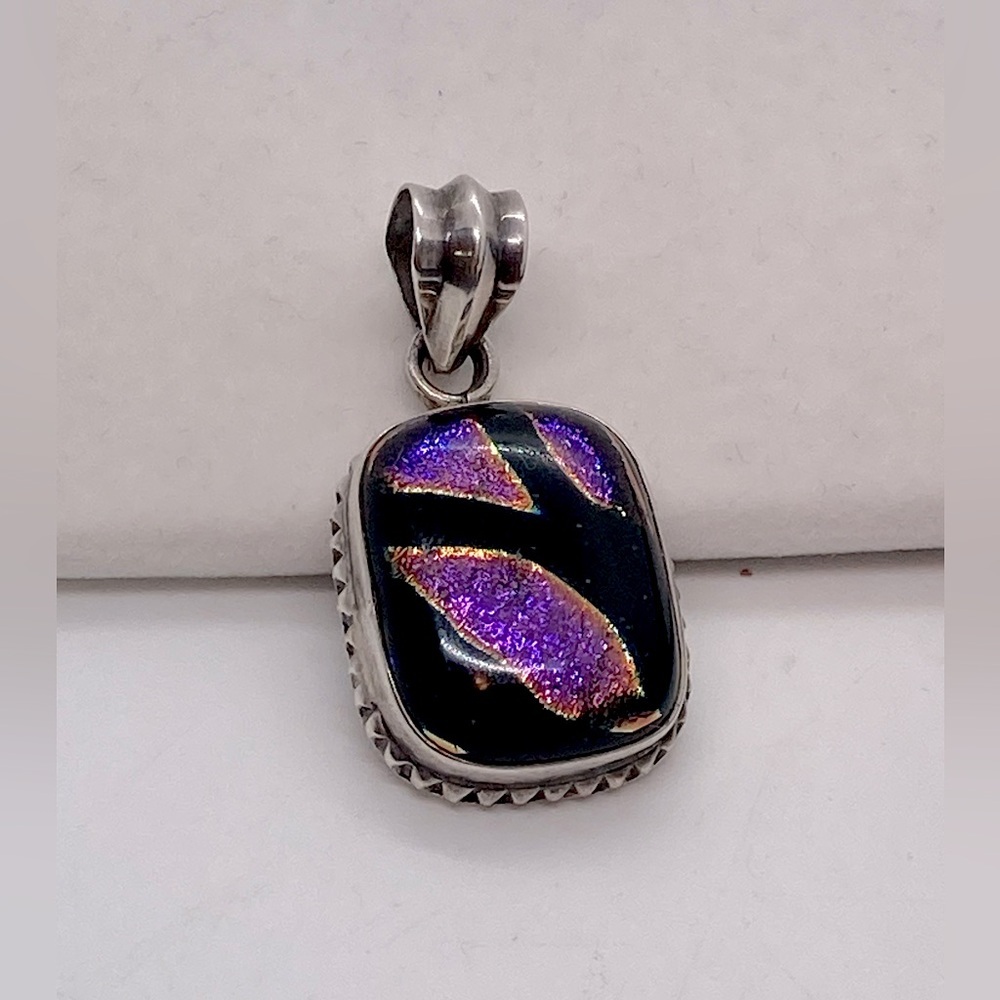 Vtg 925 Sterling & Metallic Purple Gold Dichroic Glass Pendant | 1.6” L | 12.5g